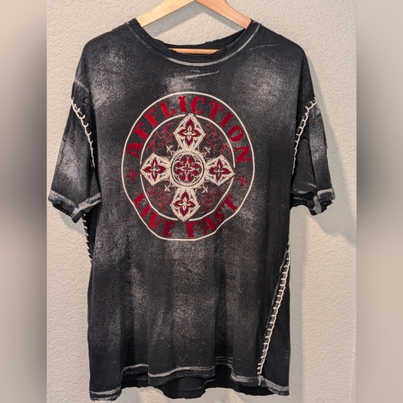 Affliction Live Fast Shirt Red Lettering Distressed Size 2XL - Picture 2 of 16